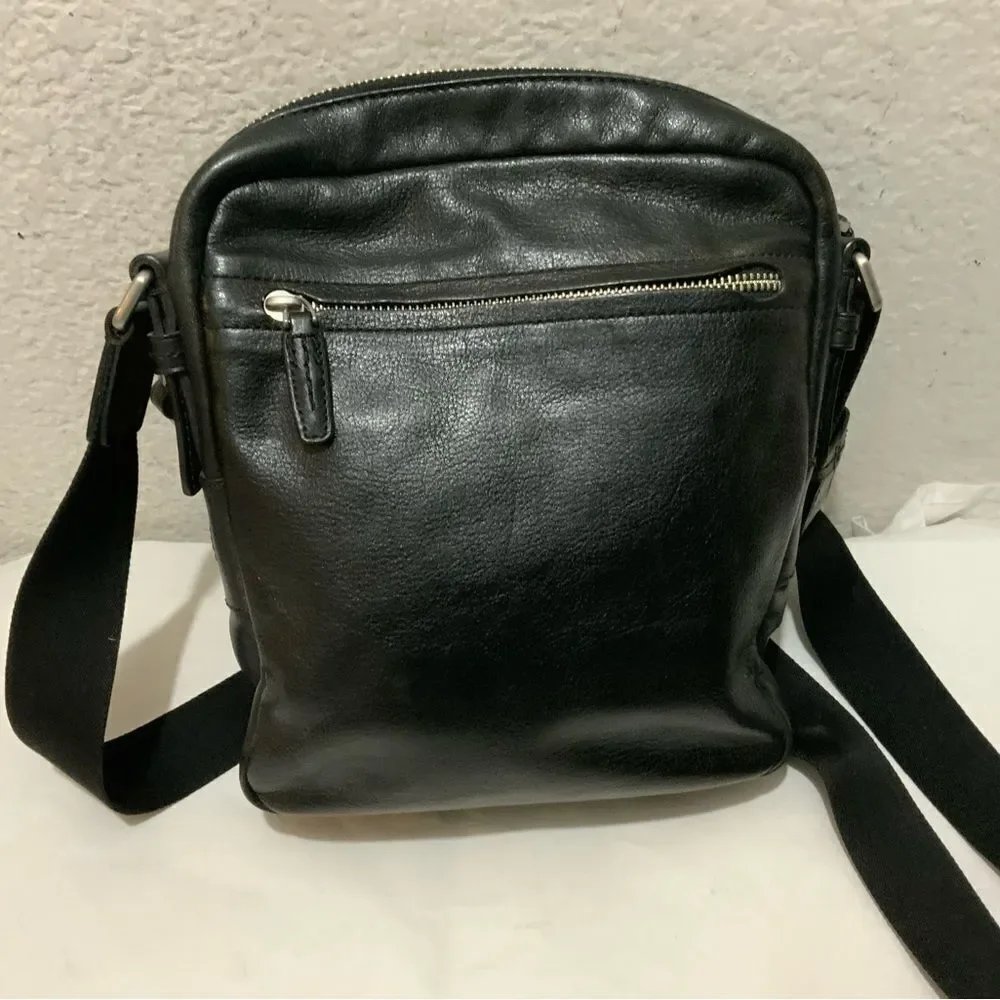Tumi Laredo Frisco Town Black Leather Messenger Bag, Silver Hardware
